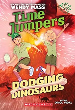 [9781338217452] DODGING DINOSAURS